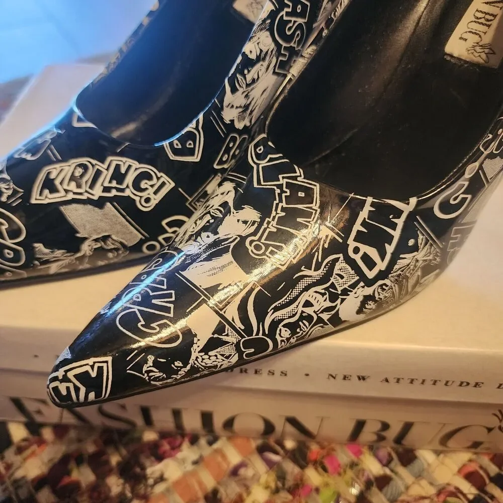 Fashion Bug Comic Book Black & White 